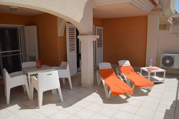 Ferienwohnung für 4 Personen, mit Terrasse und Pool - 1