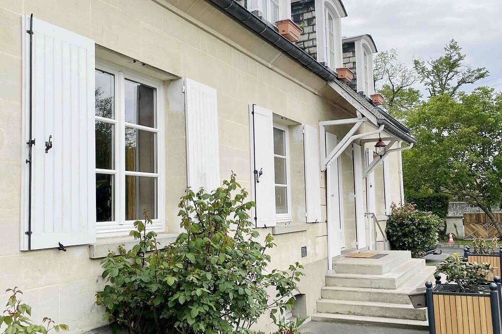 Entire apartment, Appartement Paddock Prestige in Gouvieux, Oise