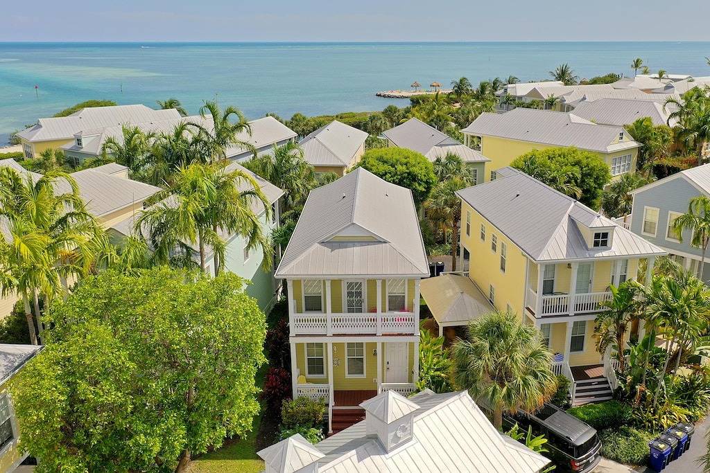 Islamorada's Anglers Reef- Newly remodeled bathrooms-April Availability in Windley Key, Islamorada