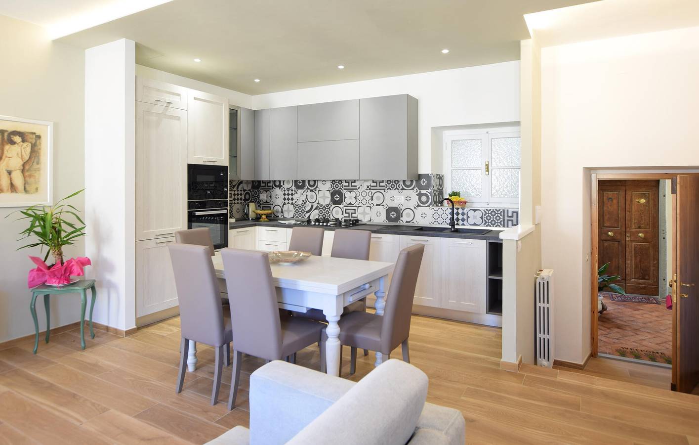 Ganze Ferienwohnung, Gemütliche 90-qm-Wohnung in der Nähe des Stadtzentrums mit Parkplatz & WiFi in Stia, Pratovecchio Stia