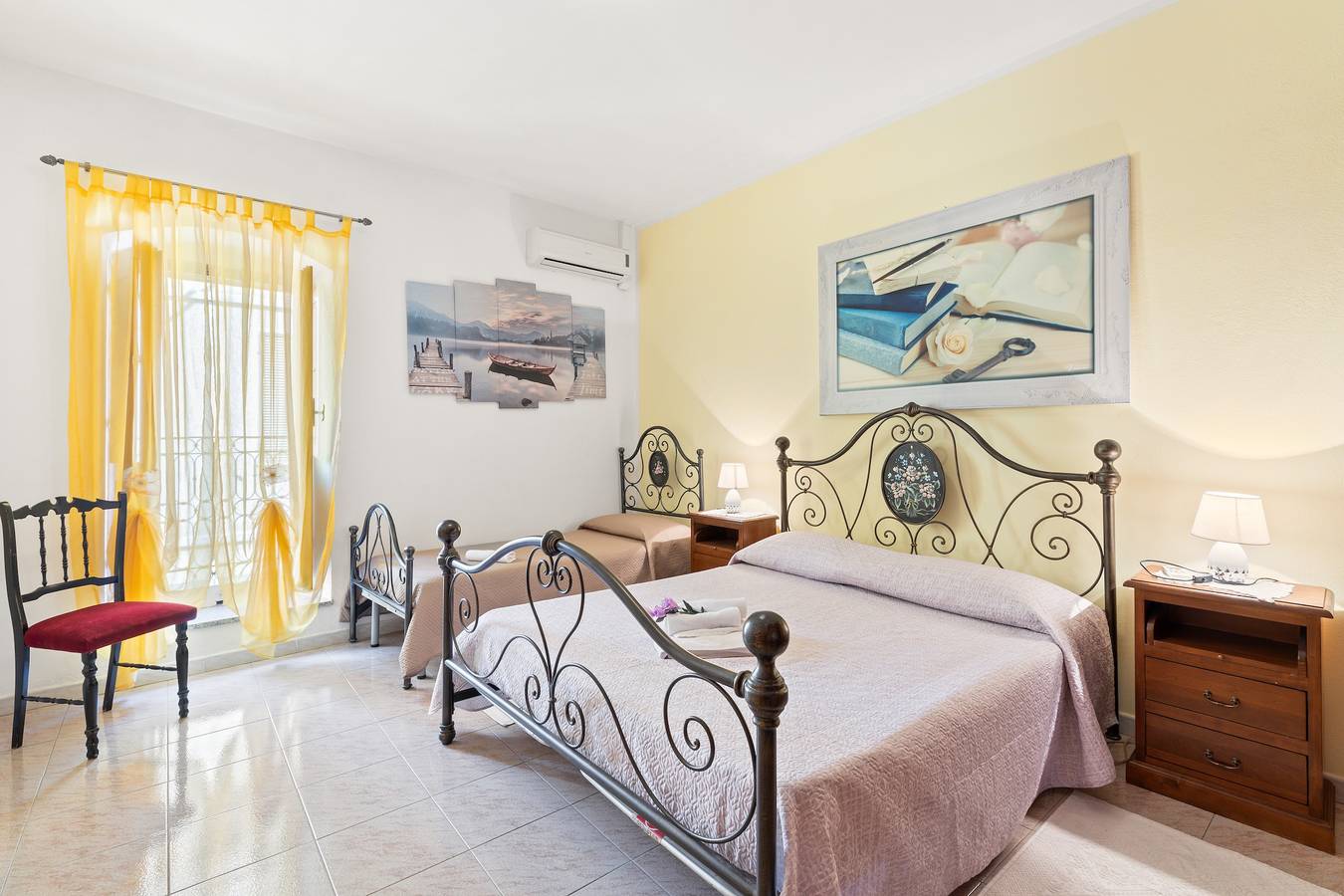 Holiday Home 'Dimora' with Mountain View, Wi-Fi and Air Conditioning in Scano di Montiferro, Sardinien