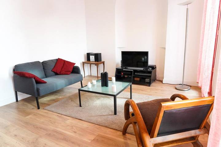 Gîte pour 4 personnes, avec vue dans Office De Tourisme D Hyeres - 4