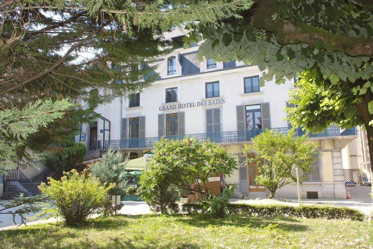 Logis Grand Hôtel Des Bains in Salins-les-Bains, Jura Francais