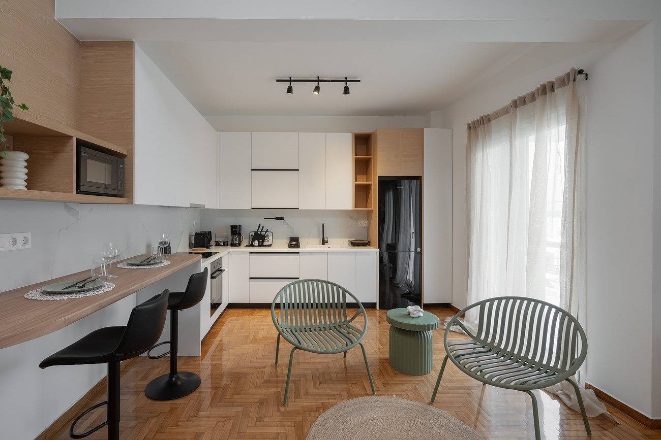 Entire apartment, Liv - Seaside Getaway in Glyfada in Glyfada, South coast of the Attica region