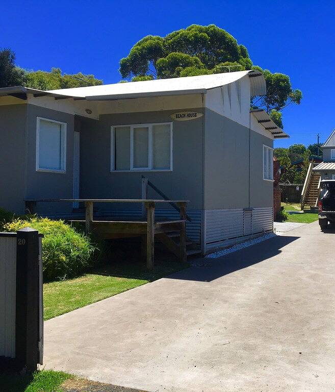 Holiday home for 10 people, with garden and balcony in Gippsland