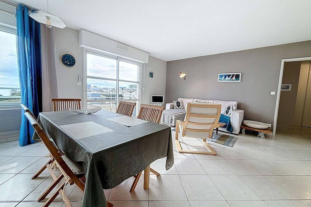 Appartement entier, Appartement à 300m de la plage avec balcon et parking à Granville in Granville, Côte de la Déroute
