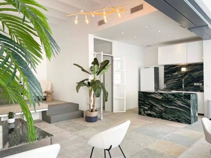 Location de vacances pour 8 personnes, avec sauna ainsi que balcon et vue dans Port du Vallon des Auffes - 2