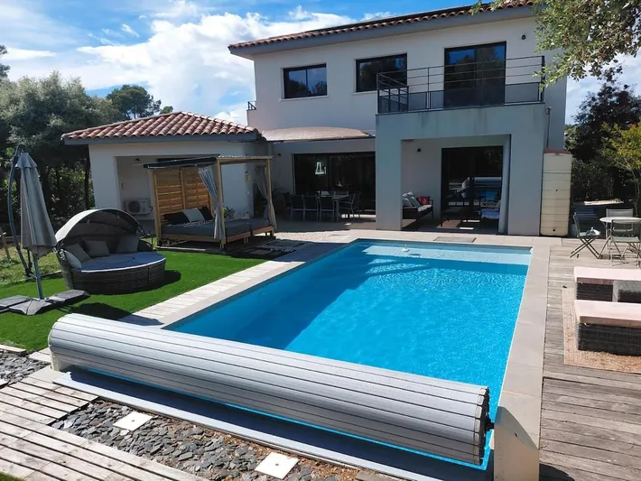 Villa pour 8 personnes, avec jardin - 1