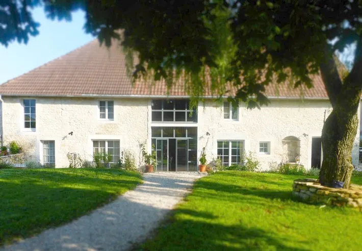 Chambre d’hôte pour 2 personnes, avec jardin ainsi que jacuzzi et terrasse - 1