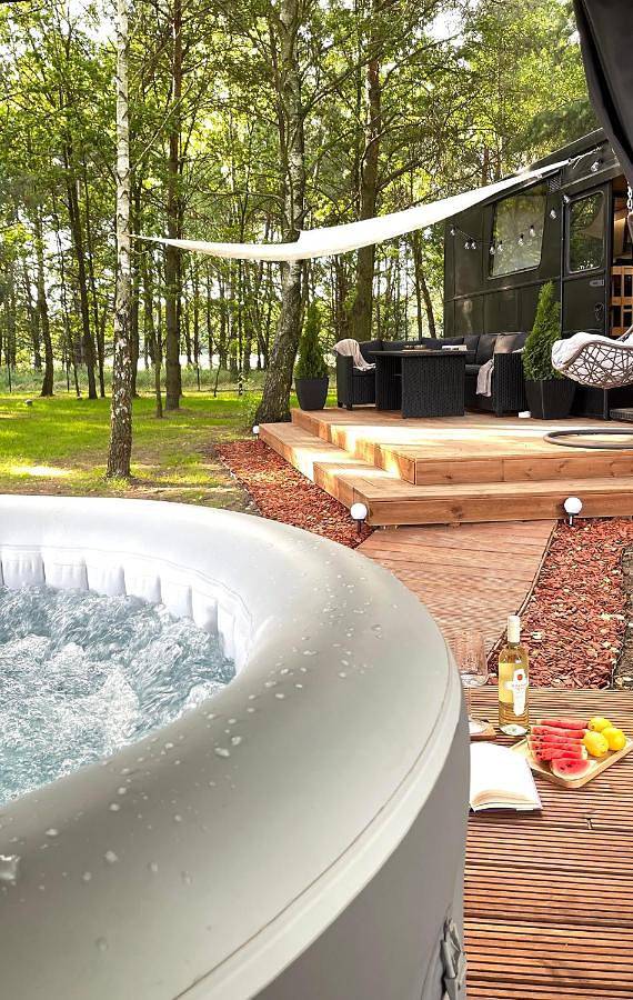 Ferienhaus für 4 Personen, mit Garten und Whirlpool sowie Terrasse - 1