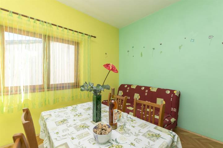 Ferienwohnung für 4 Personen, mit Terrasse in Grad Šibenik - 3