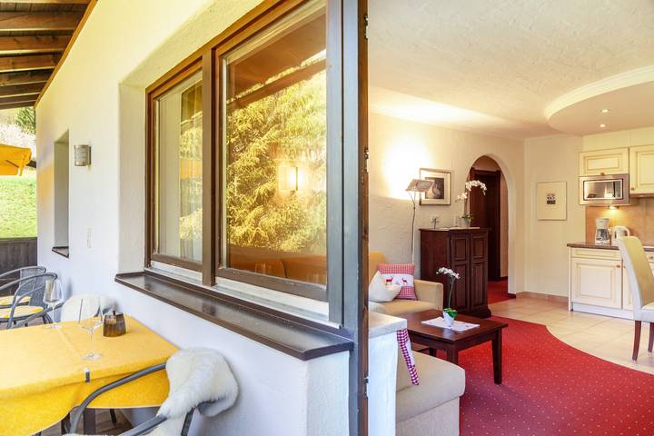 Ganze Wohnung, Ferienwohnung W4 Haus Ganghofer mit Bergblick, Balkon und Wlan in Leutasch, Innsbruck Land