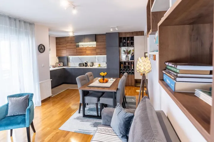 Ferienwohnung für 4 Personen, mit Terrasse und Ausblick - 1