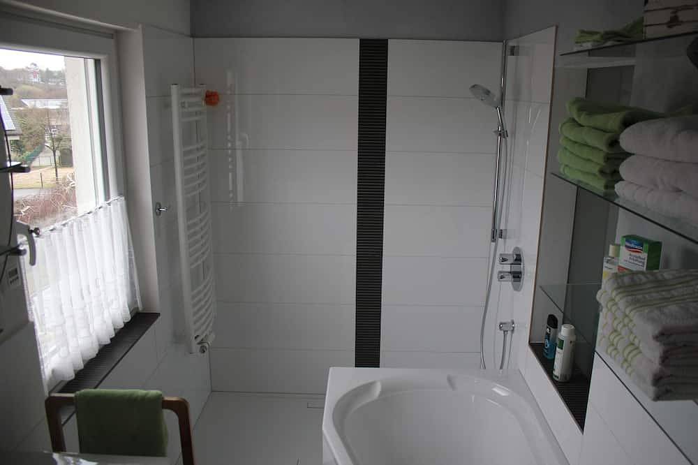 2 Zimmer im  \"Wg-Haus\"  / Gästehaus, ruhige Lage, Ez und Dz mit eigenem Bad in Gevelsberg, Ennepe-Ruhr-Kreis