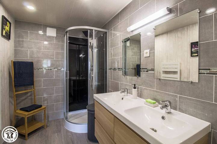 Location de vacances pour 4 personnes, avec Jardin à Laqueuille - 4