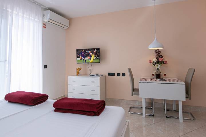 Ganzes Studio, Studio für 2 Personen mit Meerblick in Brela, Makarska Riviera