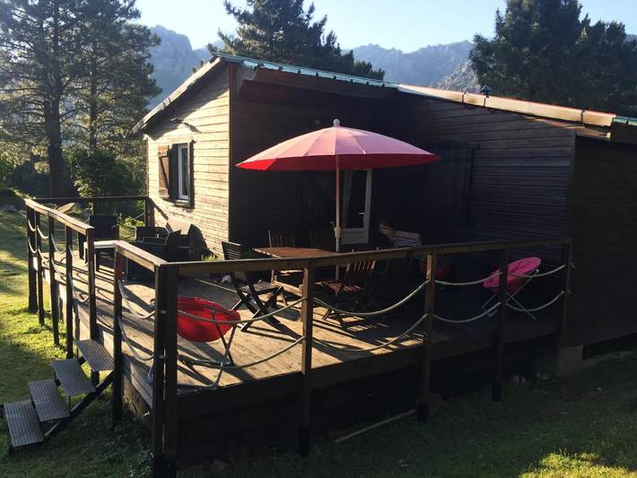 Chalet pour 6 personnes, avec jardin et vue