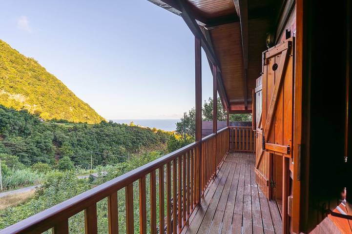 Chalé para 4 pessoas, com varanda em Madeira