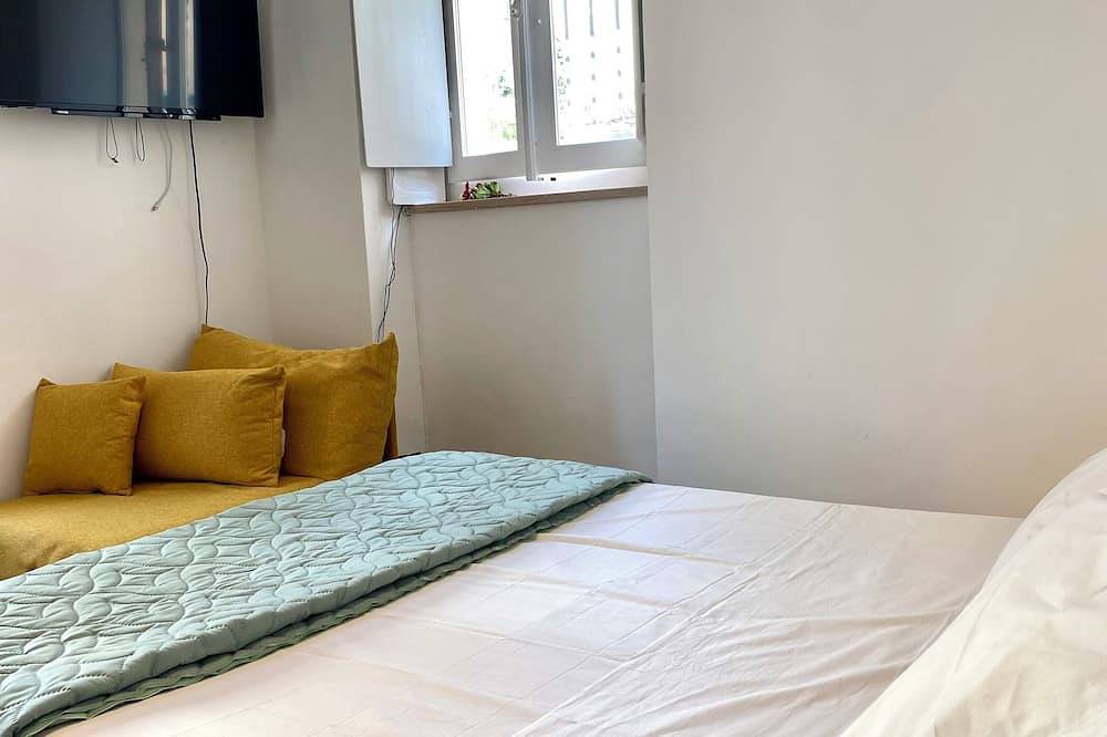 Apartamento entero, Small modern apartment 300m from the sea with all necessary services  in Cupra Marittima, Riviera delle Palme