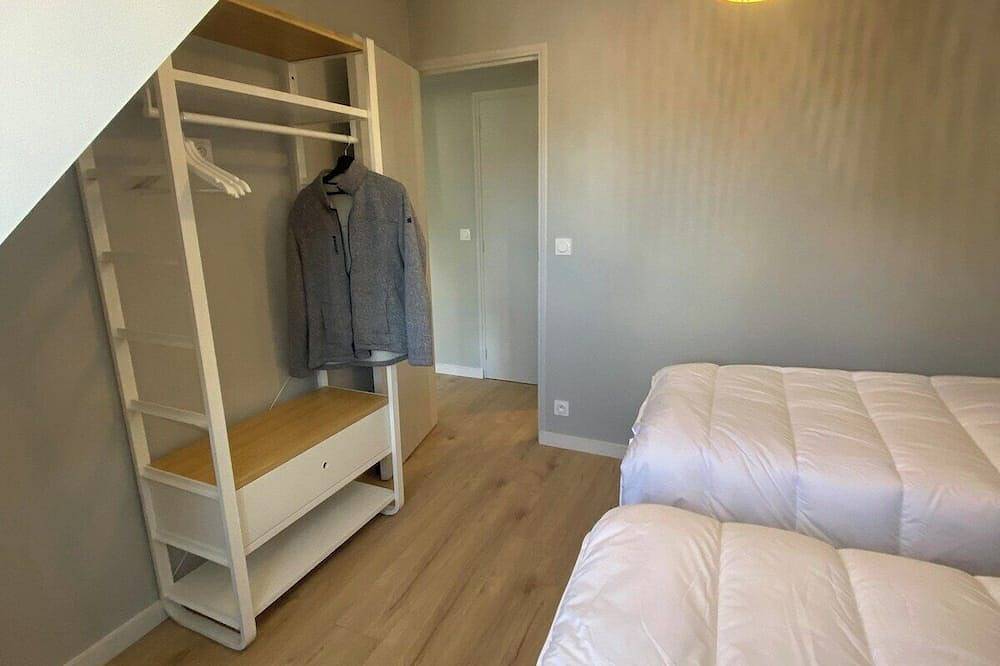 Entire apartment, La perle Bayeusaine, city center in Bayeux, Bayeux region