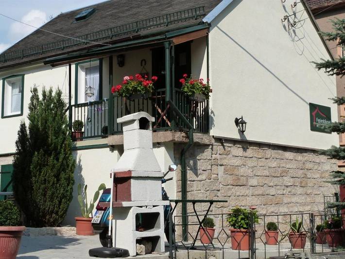 Ferienhaus für 4 Personen, mit Terrasse und Garten in Krippen - 2