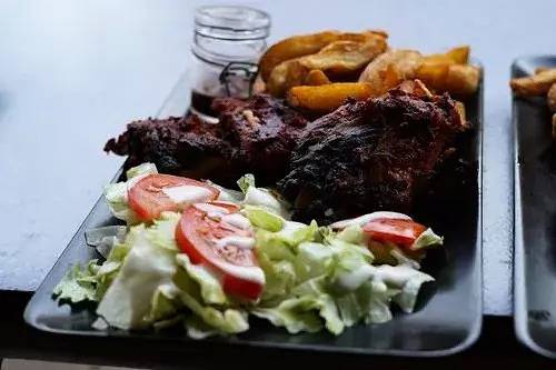 Camping pour 4 personnes, avec terrasse en Savoie - 4