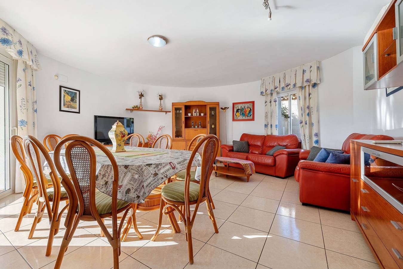Villa 'Marisol,piscina Privada, Aire' con vistas al mar, piscina privada y aire acondicionado in Montroig, Costa Dorada