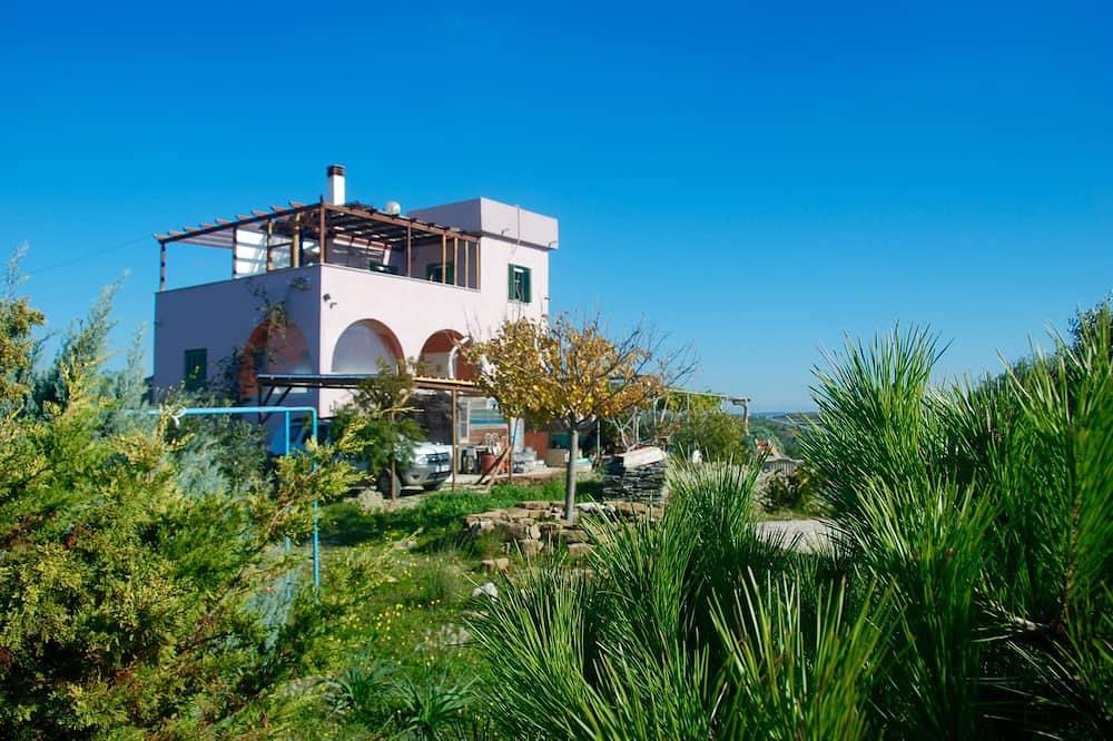 Casa vacanza a Messenia a partire da 286€ a notte