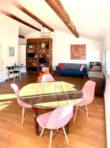 Gîte pour 3 personnes dans Office De Tourisme D Avignon