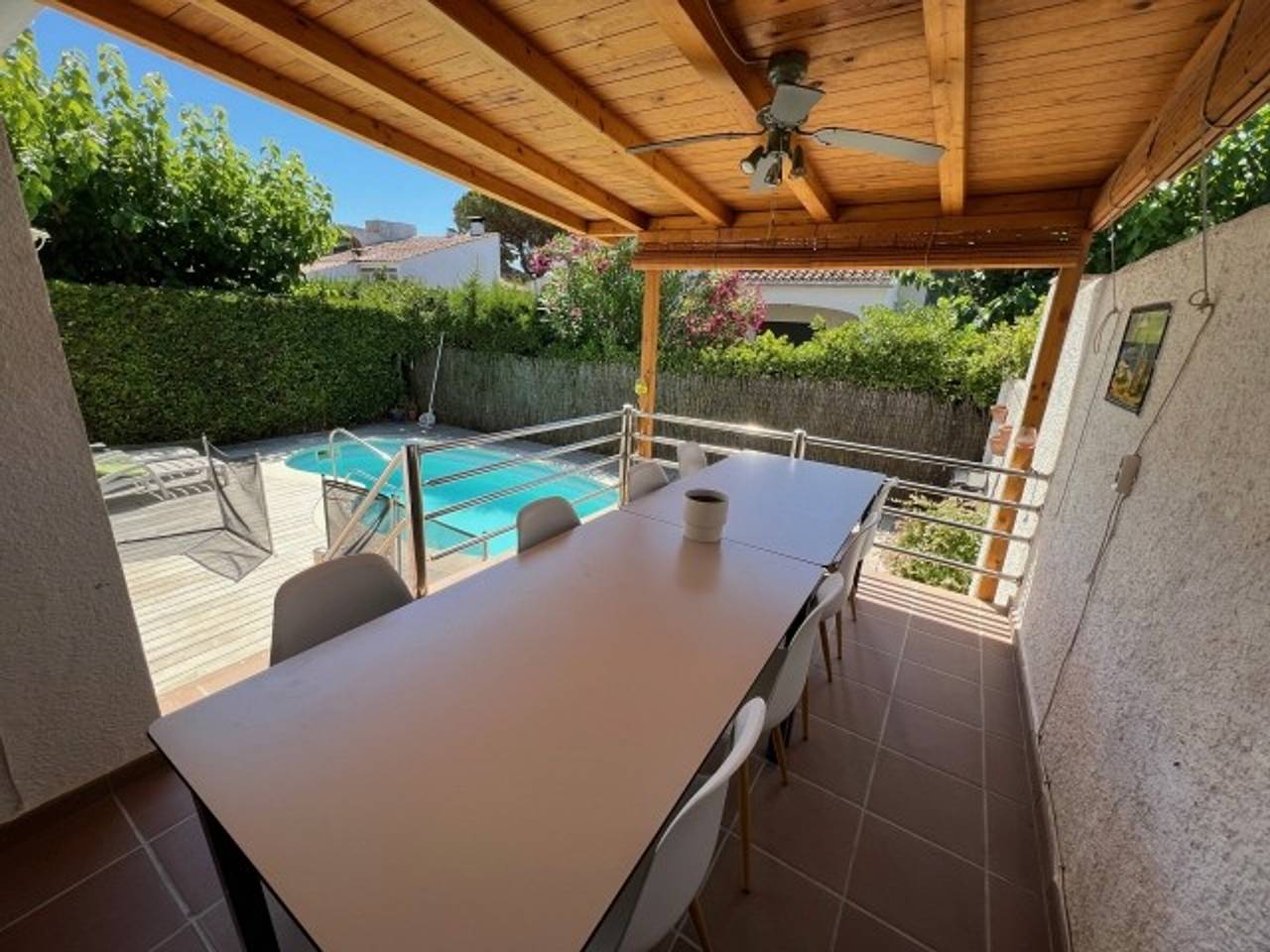 Cozy Villa with Private Pool Near the Beach in Torroella de Montgrí in Mas Pinell, Torroella de Montgrí