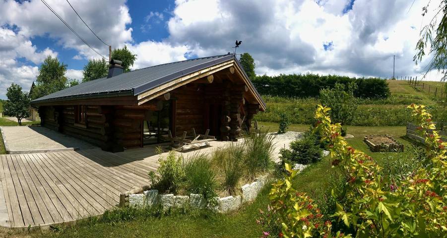Gîte pour 6 personnes, avec Terrasse ainsi que Jardin et Vue