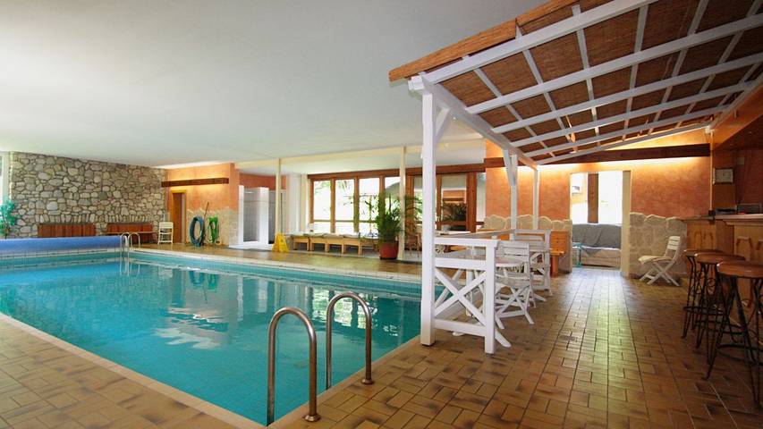 Hütte für 5 Personen, mit Terrasse und Sauna sowie Pool und Garten, mit Haustier in Ruhpolding