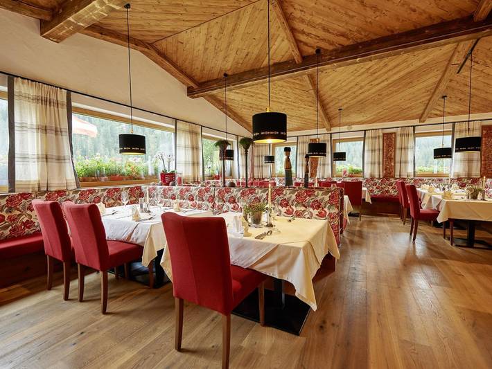 Hotel für 2 Personen, mit Pool und Terrasse sowie Whirlpool und Garten, kinderfreundlich in Damüls - 2