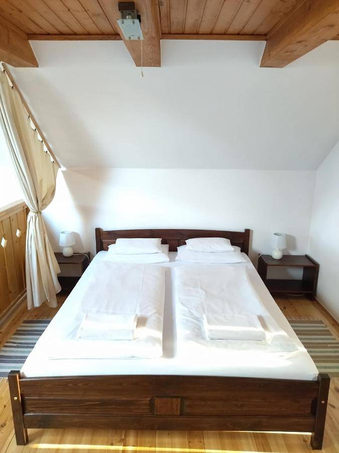 Cały apartament, Borház Apartman in Eger, Komitat Heves