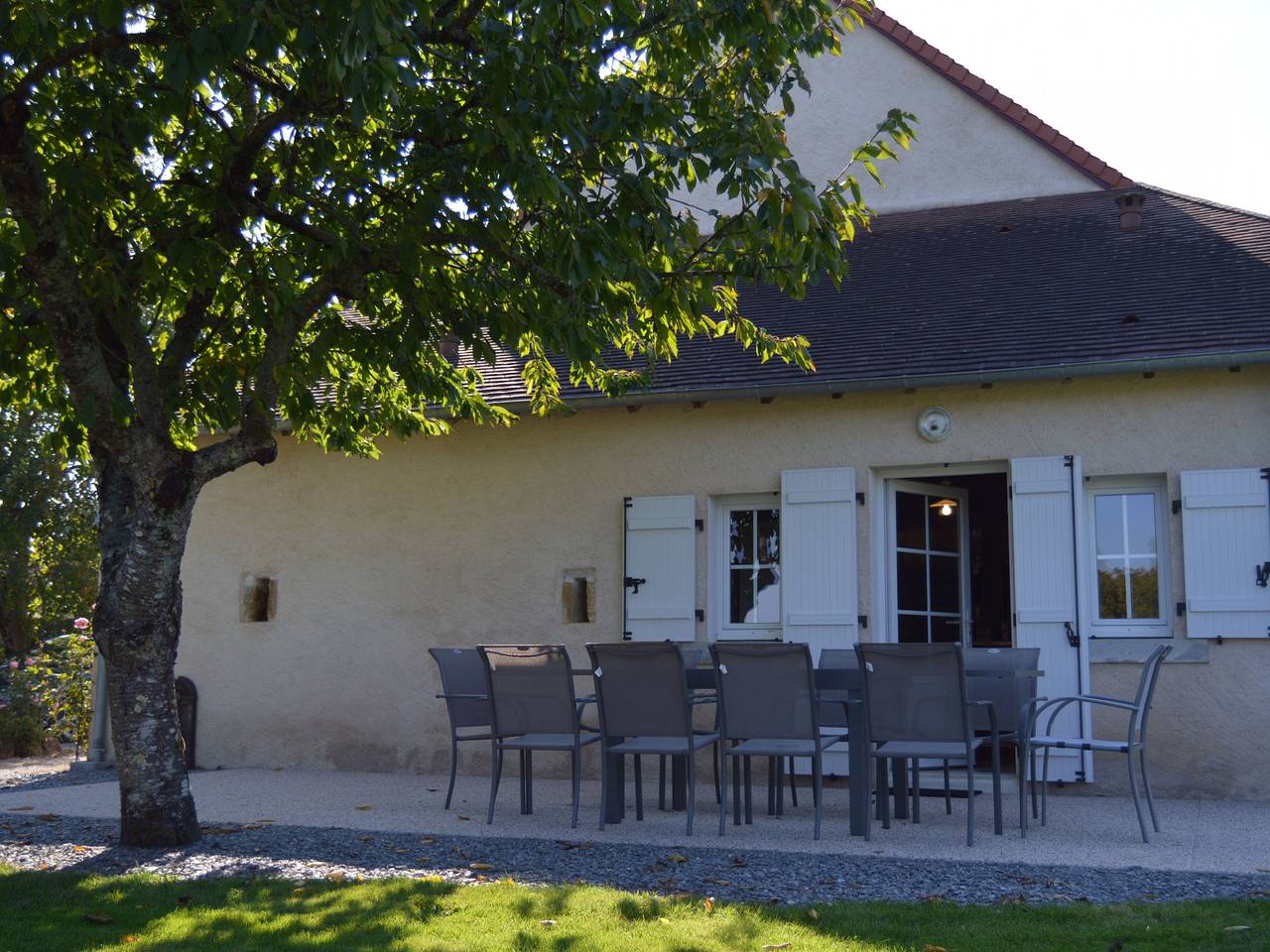 Ancienne ferme rénovée au cœur de la Vallée Noire avec jardin clos, vélos et équipements complets in Sarzay, Région de La Châtre
