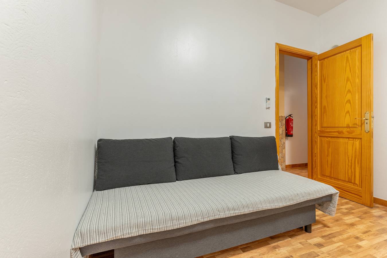 Apartamento entero, Vacaciones 'Las Sirenas Ii' con Wi-Fi y aire acondicionado in Sardina del Norte, Gran Canaria Norte