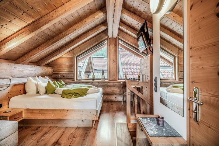 Ferienwohnung für 4 Personen, mit Balkon und Sauna sowie Whirlpool, kinderfreundlich - 1