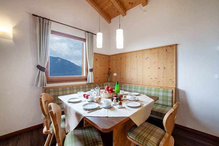 Gîte pour 4 personnes, avec jardin et balcon à Scena - 4