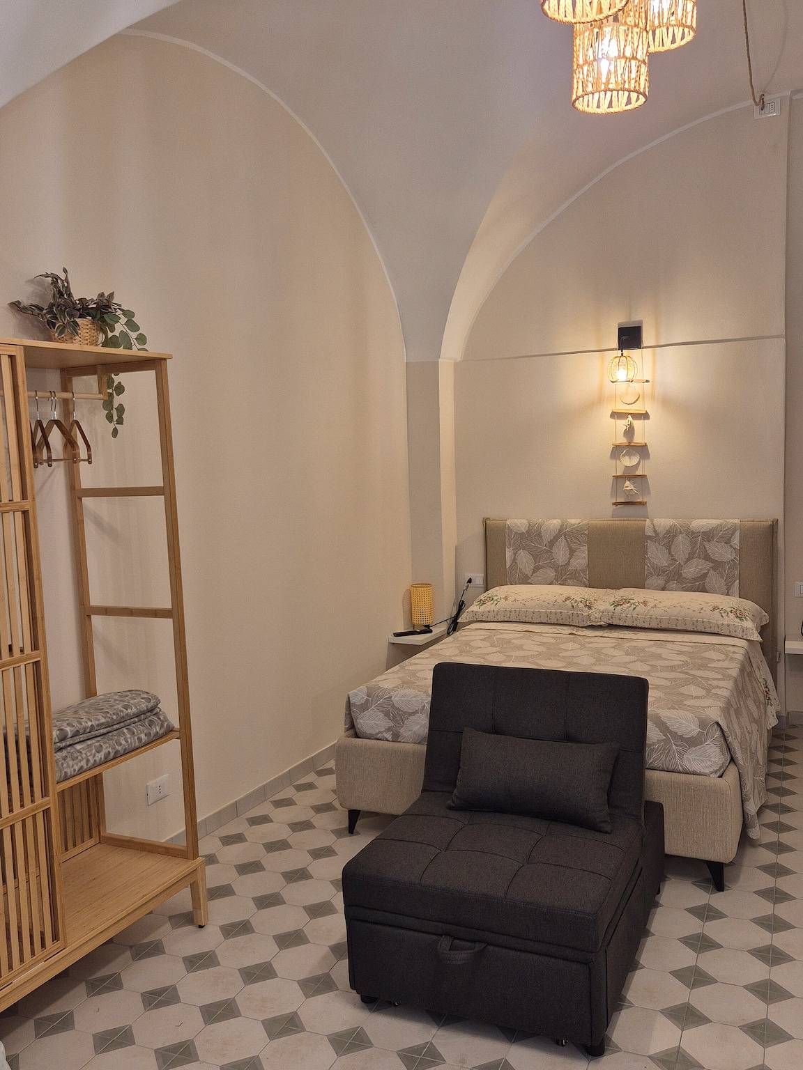 Apartamento entero, Apartamento 'La Tana Dei Marinai' con Wi-Fi y Aire Acondicionado in Bordighera, Riviera di Ponente