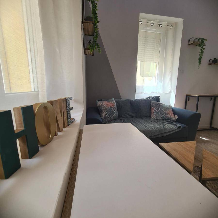 Appartement entier, One-Bedroom Apartment in Tuchan, Côte méditerranéenne (France)
