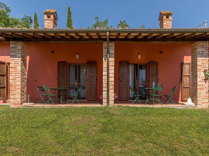 Agriturismo per 4 persone, con balcone/terrazza e terrazza a Città della Pieve