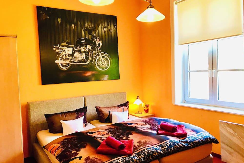 Ganze Wohnung, Ferienwohnung im Ostseegutshausam Salzhaff in Klein Strömkendorf, Salzhaff