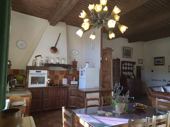 Location de vacances pour 6 personnes, avec jardin à Allemagne-en-Provence - 4