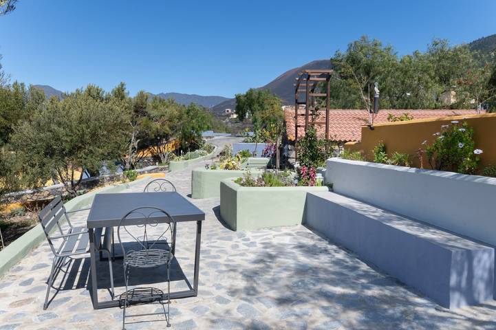 Ganze Wohnung, Ferienhaus 'Villa 6 Las Perseidas' mit Gartenblick, Wlan und Klimaanlage in Las Manchas, Los Llanos de Aridane