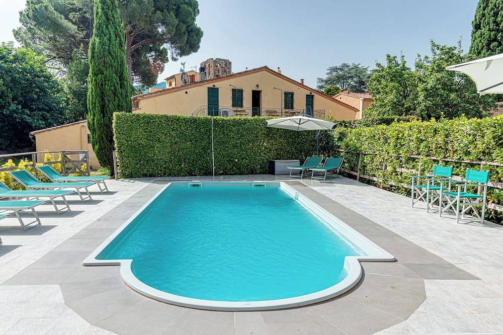 Piscina Privata -Agriturismo Fattoria La Pieve- Villa Frantoio 8 km da Pisa in Calci, Pisa e dintorni