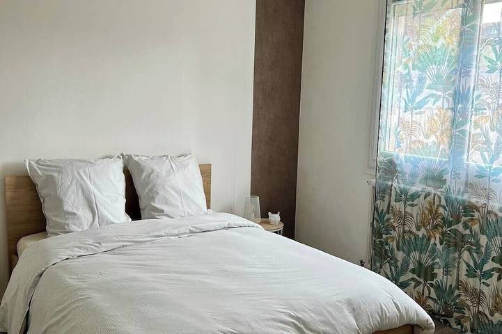 Apartamento entero, Casa Viallatoux - Proche Centre - Parking Gratuit in Brive-la-Gaillarde, Brive-la-Gaillarde region