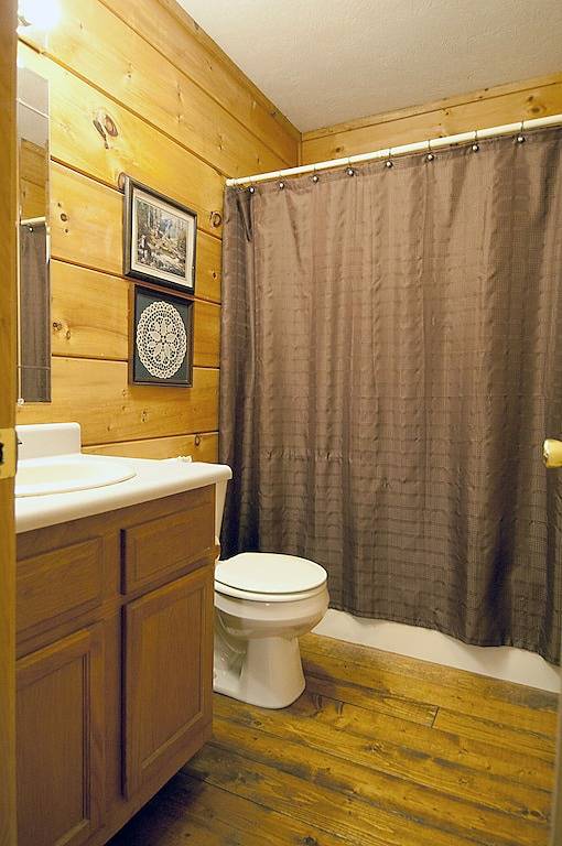 Schöne Hütte in Townsend! Gut ausgestattet, Wifi, sauber, komfortabel = immergrün! in Tuckaleechee, Blount County