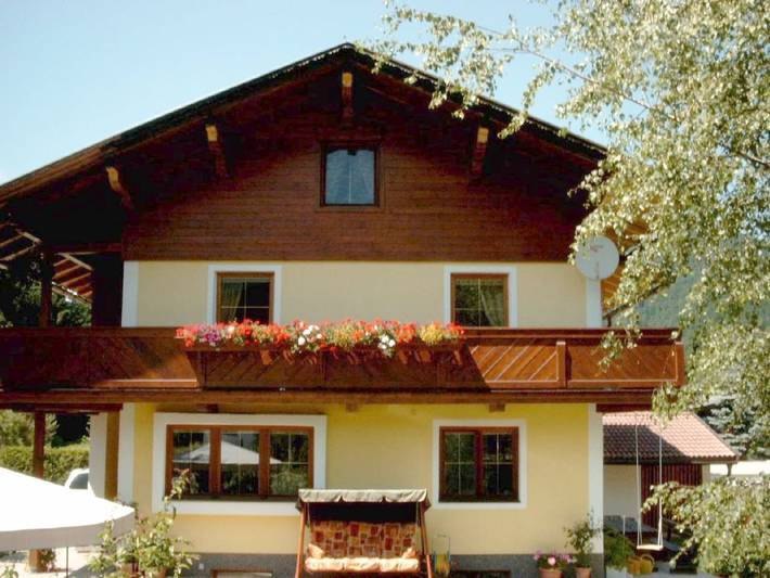 Ferienwohnung für 6 Personen, mit Ausblick und Garten in Söll