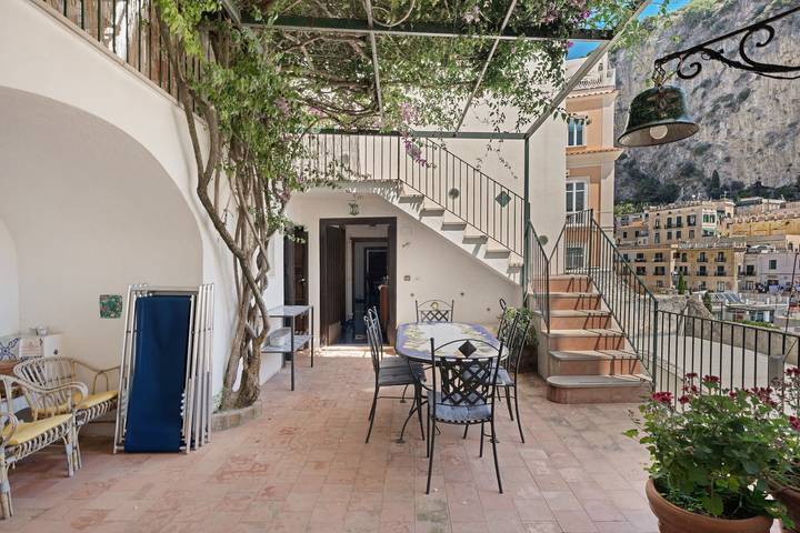 Ferienwohnung für 10 Personen, mit Balkon in Amalfi