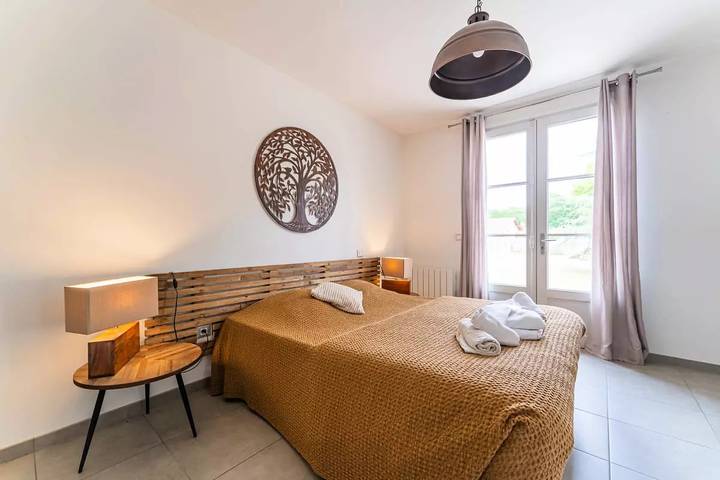 Gîte pour 6 personnes, avec jardin et piscine à Naujac-sur-Mer - 3